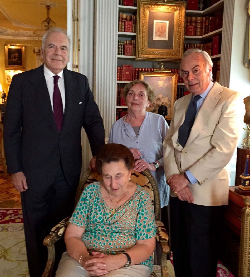 La presidenta de Honor de la Asociación Internacional de Hispanistas, Lía Schwartz, se reúne con la Fundación Duques de Soria de Ciencia y Cultura Hispánica