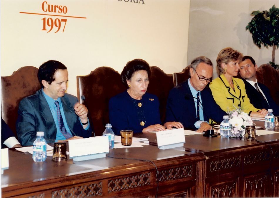 Palabras de Su Alteza Real la Infanta Doña Margarita en la inauguración del Curso 1997-1998
