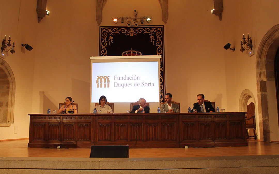 Discursos inaugurales y presentación de seminarios, actividades y próximos proyectos